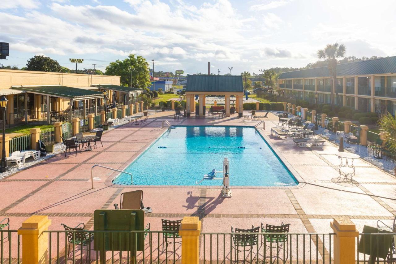 Quality Inn Richmond Hill - Savannah I-95 Eksteriør billede