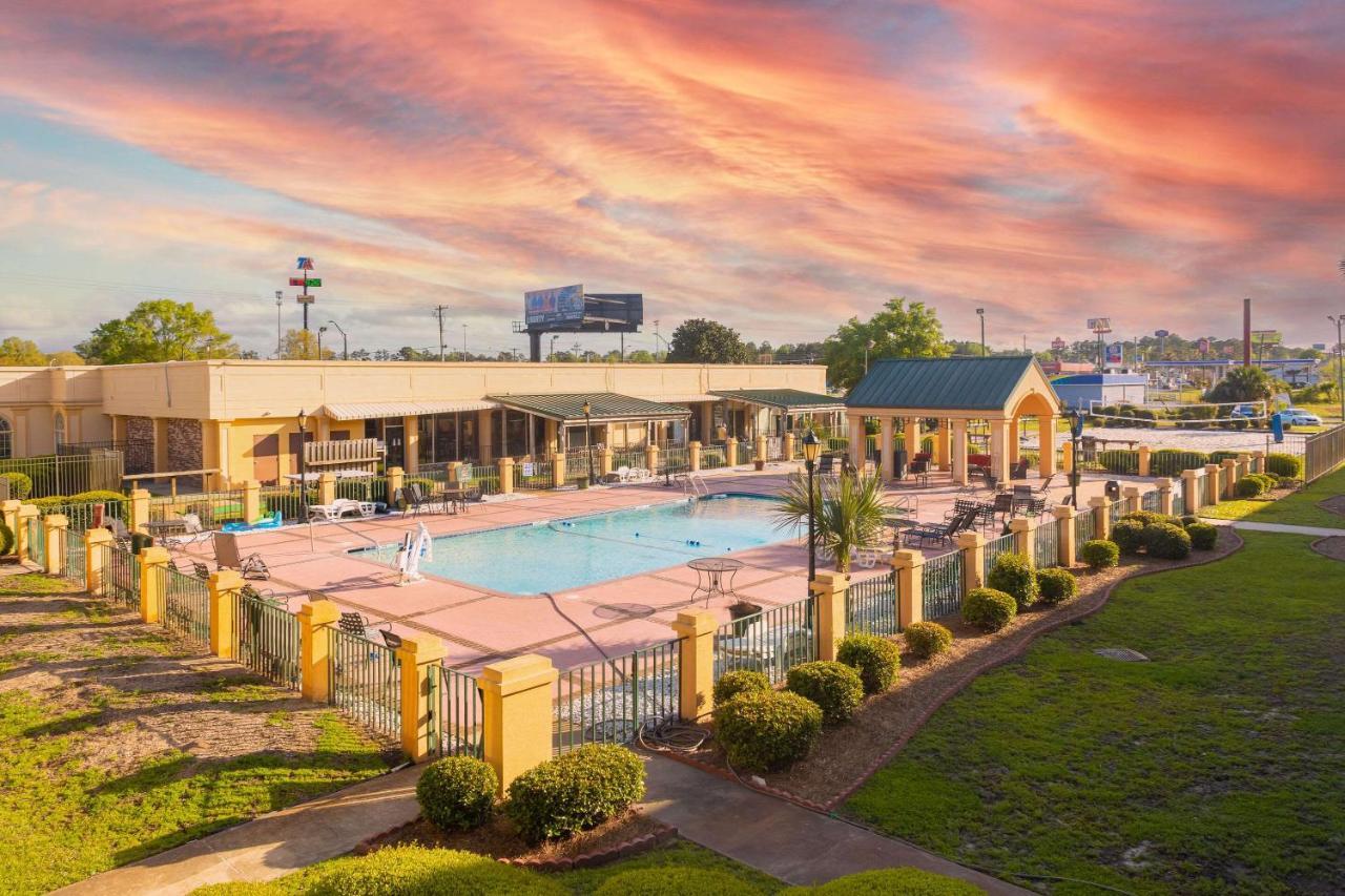 Quality Inn Richmond Hill - Savannah I-95 Eksteriør billede